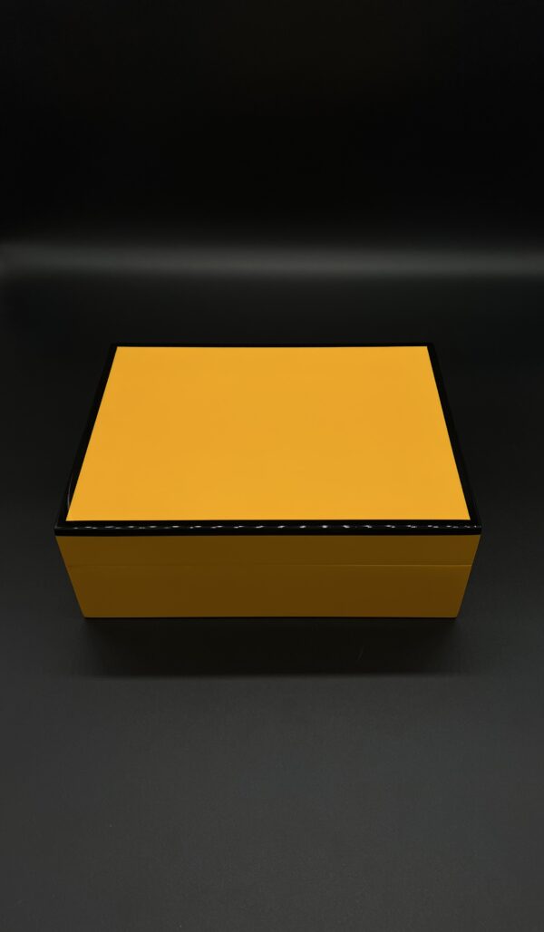 TABLE HUMIDOR BR0561 YELLOW